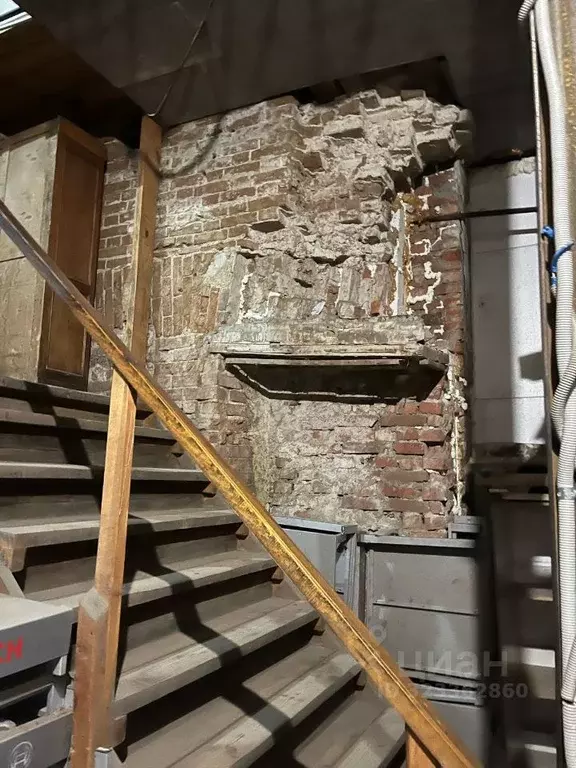 Помещение свободного назначения в Пензенская область, Пенза пл. ... - Фото 1