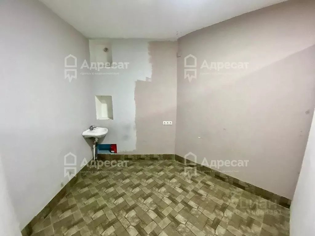 Офис в Волгоградская область, Волгоград ул. Землячки, 58 (62 м) - Фото 1