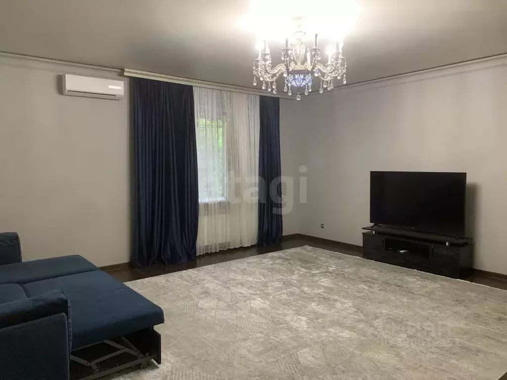 3-к кв. Дагестан, Махачкала ул. Генерала Омарова, 37 (82.0 м) - Фото 1