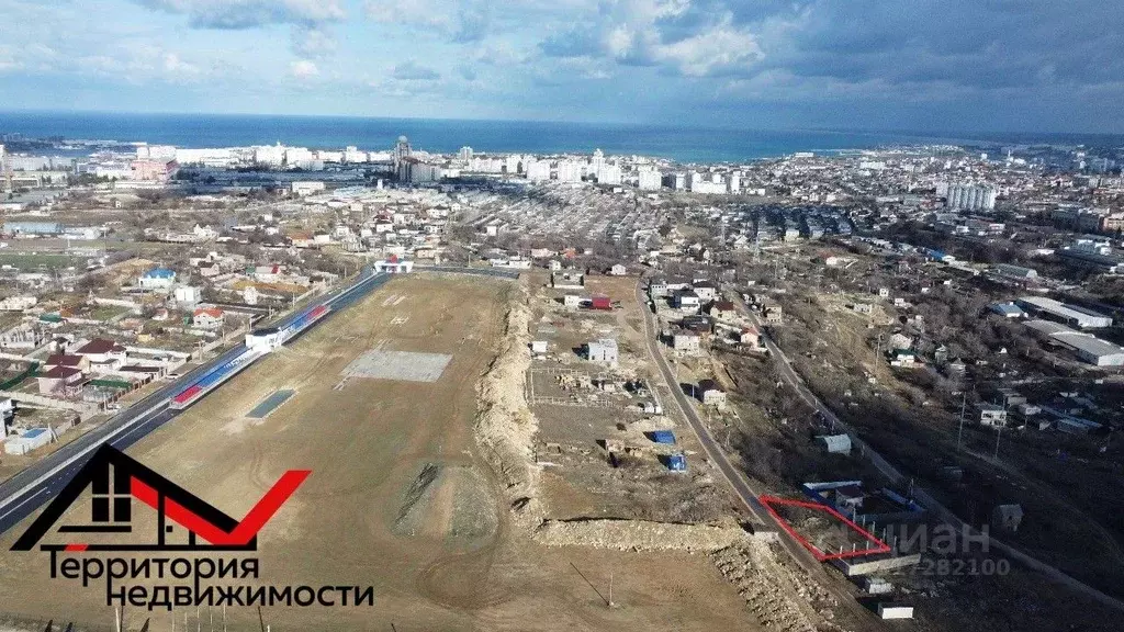Участок в Севастополь ул. Парашютная (6.5 сот.) - Фото 0