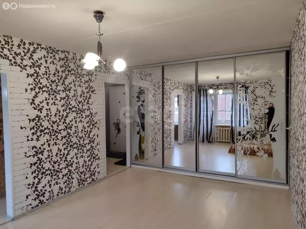 1-комнатная квартира: Чернушка, улица Нефтяников, 8 (32.8 м) - Фото 1