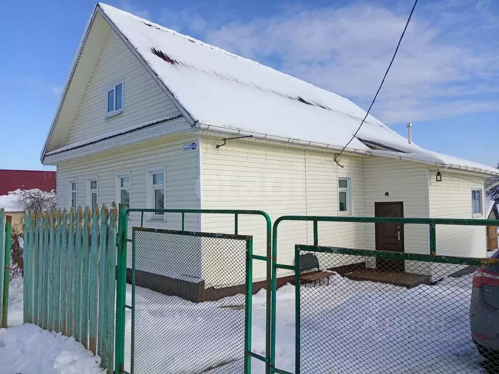 Дом в Ленинградская область, Киришский район, Будогощское городское ... - Фото 0