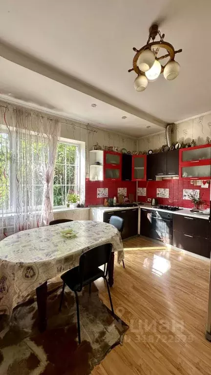 Дом в Ростовская область, Таганрог проезд 2-й Линейный (160 м) - Фото 1