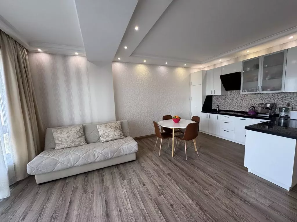 2-к кв. Краснодарский край, Сочи Альпийская ул., 1/3 (61.7 м) - Фото 2