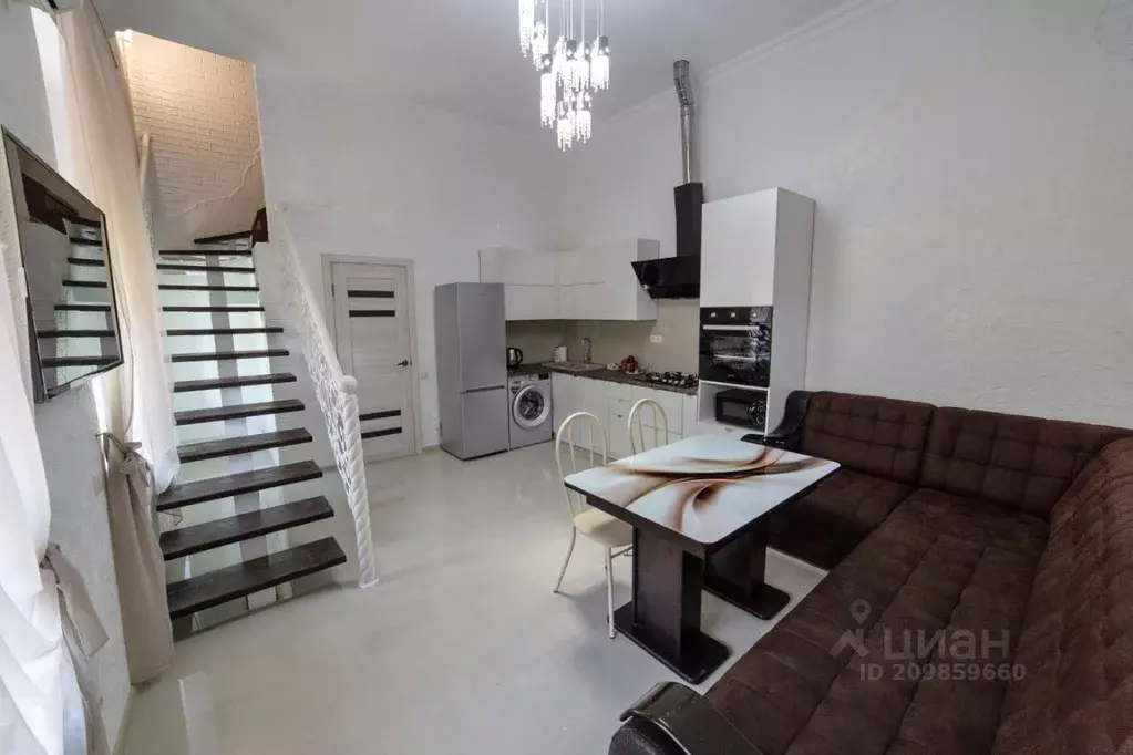 Дом в Крым, Евпатория ул. Санаторская (90 м) - Фото 2