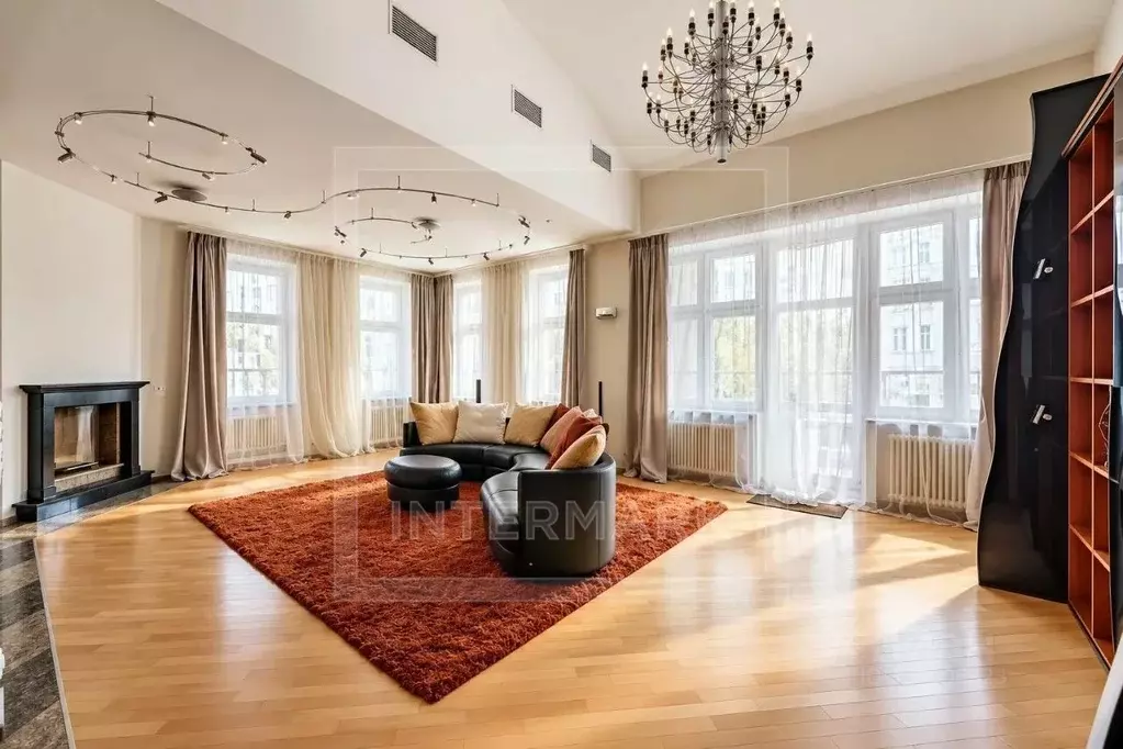 6-к кв. Москва Староконюшенный пер., 10А (320.0 м) - Фото 1