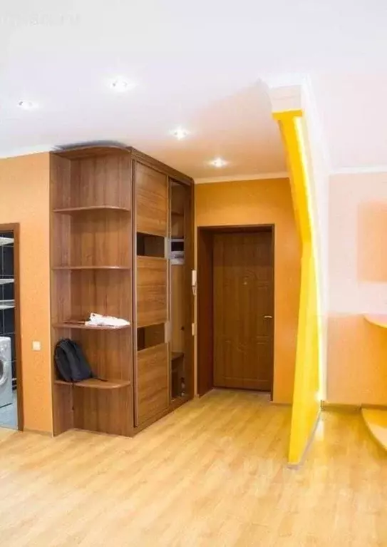 3-к кв. Омская область, Омск Старгород мкр, ул. Шукшина, 3 (100.0 м) - Фото 2