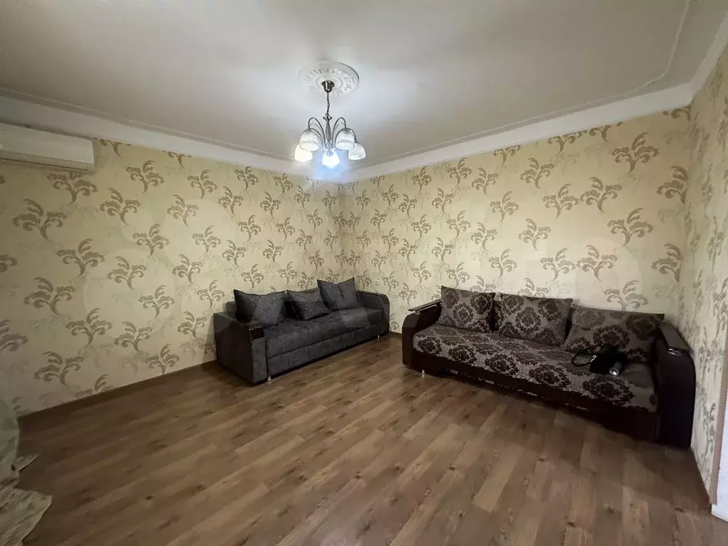 1-к. квартира, 41 м, 4/5 эт. - Фото 1