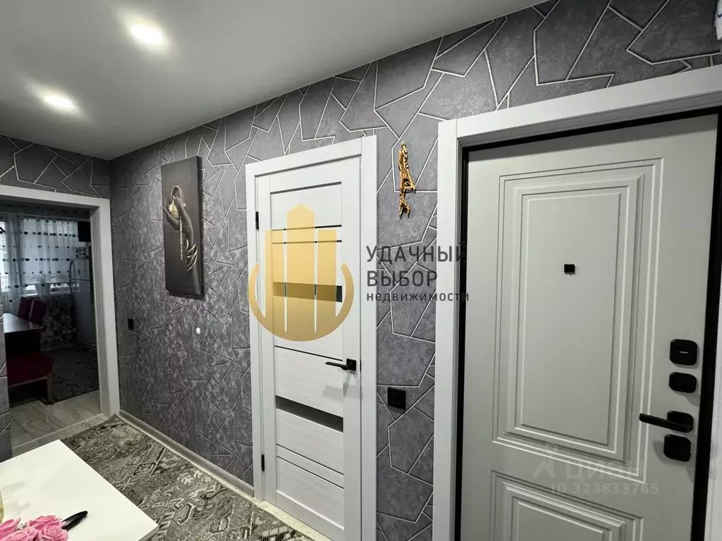 2-к кв. Ростовская область, Белокалитвинский район, Шолоховский пгт ... - Фото 1