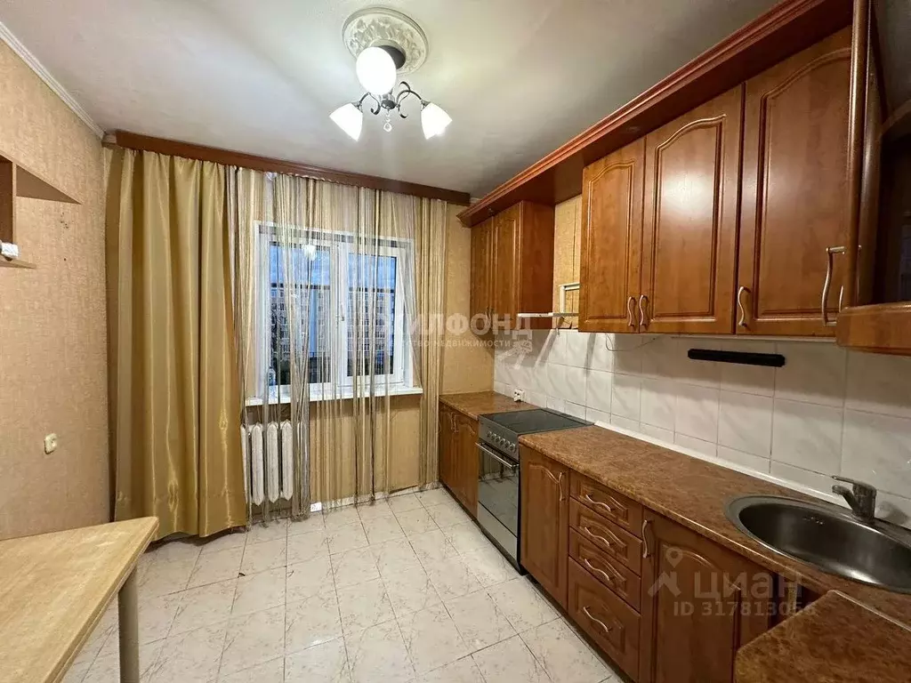 3-к кв. Ханты-Мансийский АО, Когалым ул. Мира, 16 (65.0 м) - Фото 1