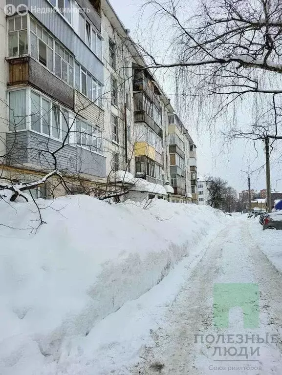 3-комнатная квартира: Йошкар-Ола, улица Карла Либкнехта, 60 (50 м) - Фото 1