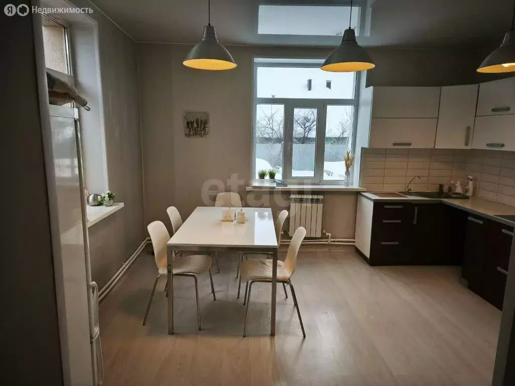 Дом в село Лопатино, улица Братьев Глубоковых (209.3 м) - Фото 1