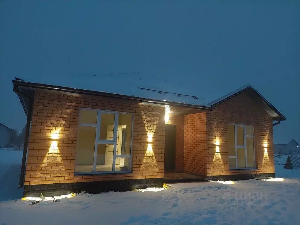 Дом в Пермский край, д. Жебреи ул. Центральная (110 м) - Фото 1