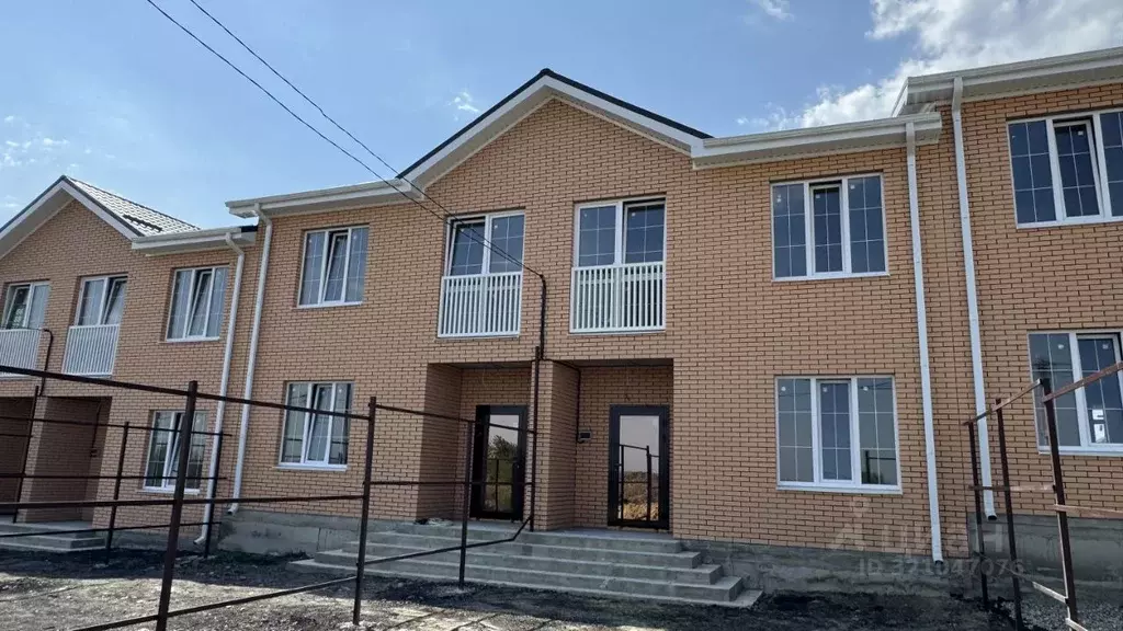 Таунхаус в Ставропольский край, Шпаковский муниципальный округ, с. ... - Фото 1