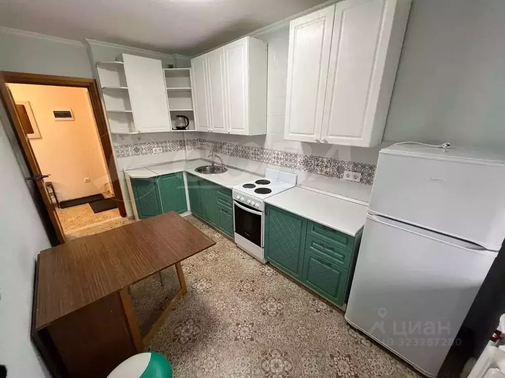 3-к кв. Тюменская область, Тюмень ул. Болотникова, 11 (66.0 м) - Фото 1