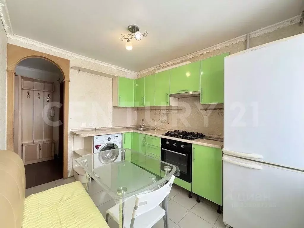 3-к кв. Чувашия, Чебоксары ул. Чапаева, 4 (76.4 м) - Фото 1