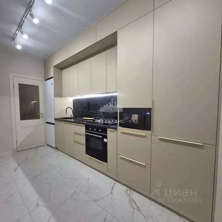 2-к кв. Крым, Керчь ул. Блюхера, 11 (62.4 м) - Фото 1