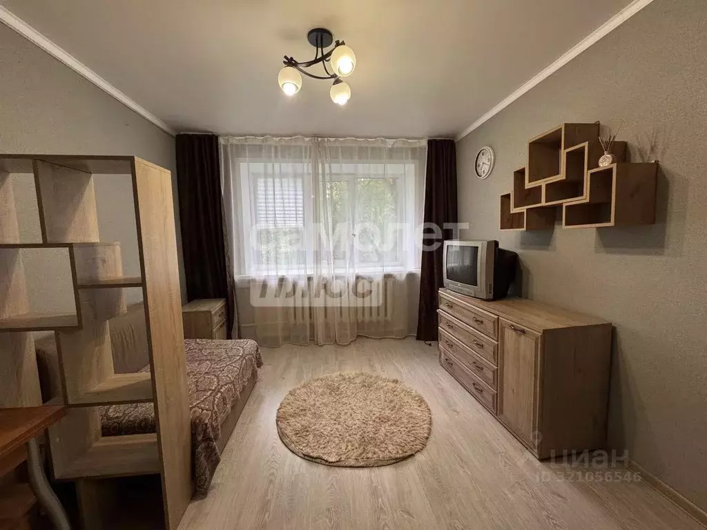 Комната Калужская область, Калуга ул. Веры Андриановой, 26 (13.3 м) - Фото 2