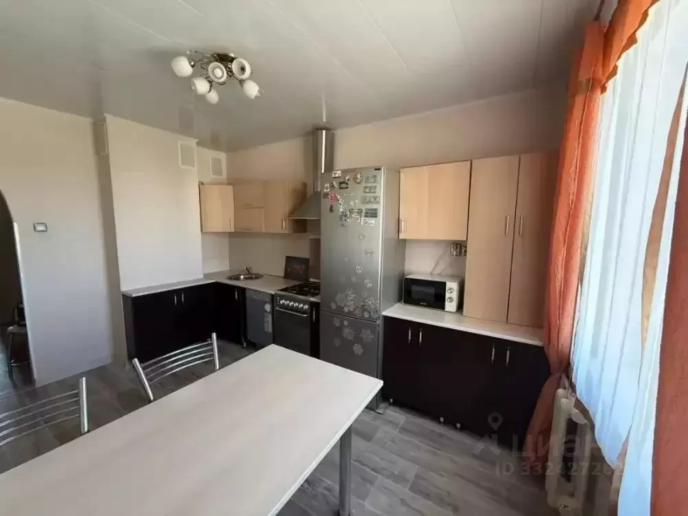 3-к кв. Самарская область, Сызрань Звездная ул., 76 (69.8 м) - Фото 2