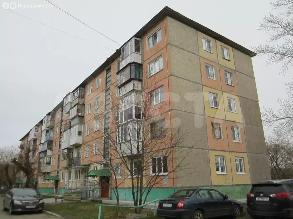 3-комнатная квартира: Омск, улица 14-й Военный Городок, 32 (47.8 м) - Фото 0