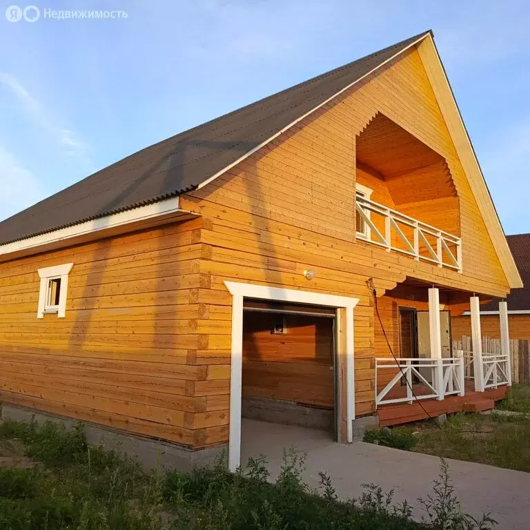 Дом в Грановщина, улица Братьев Граниных (180 м) - Фото 1
