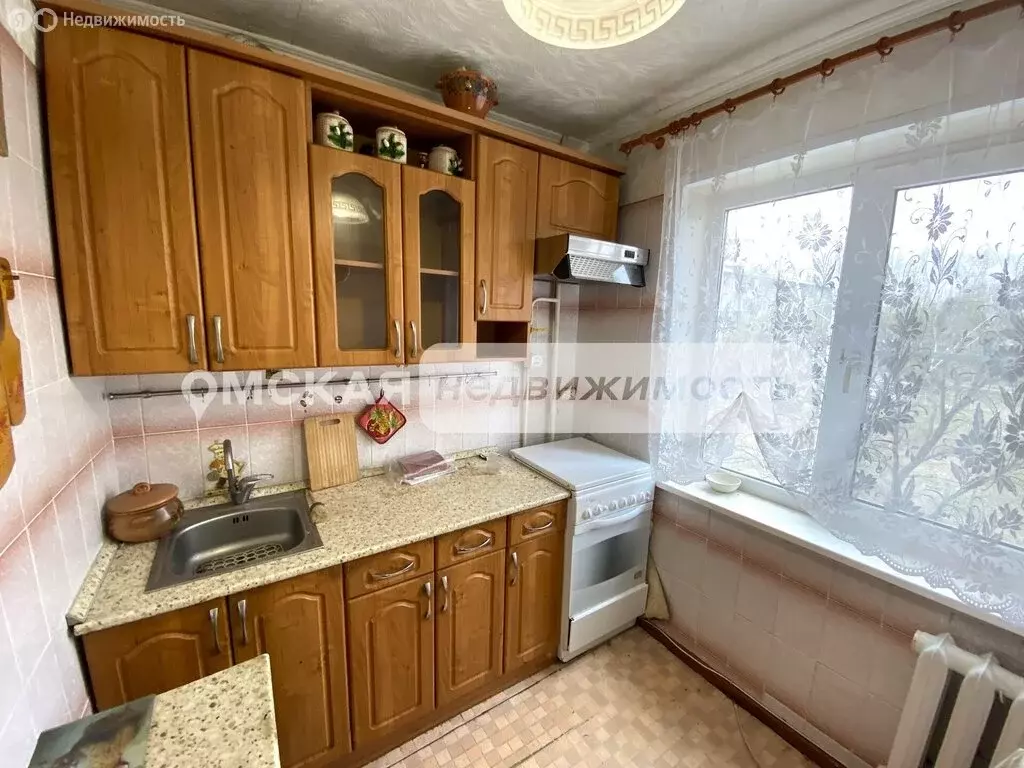 3-комнатная квартира: Омск, улица 75-й Гвардейской Бригады, 9 (62.3 м) - Фото 2