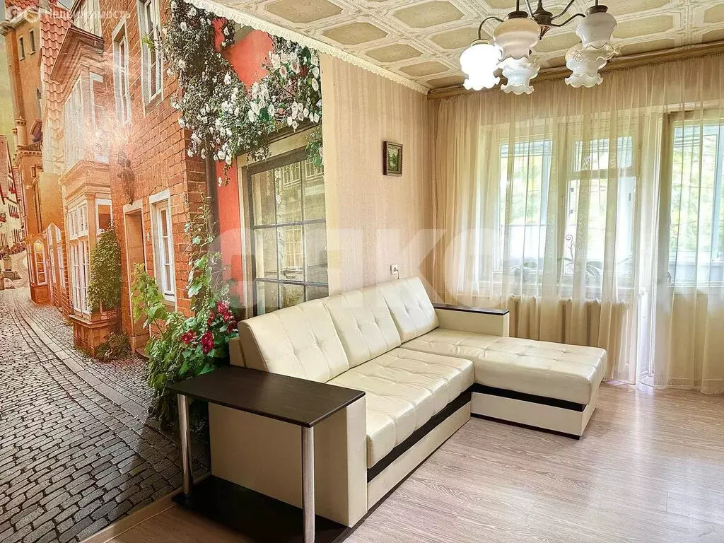 3-комнатная квартира: Щёкино, улица Мира, 19 (58.2 м) - Фото 1