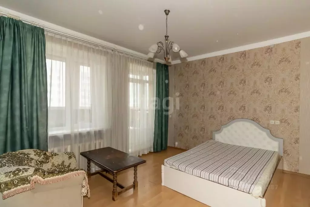 3-к кв. Челябинская область, Челябинск ул. Свободы, 72 (66.0 м) - Фото 1