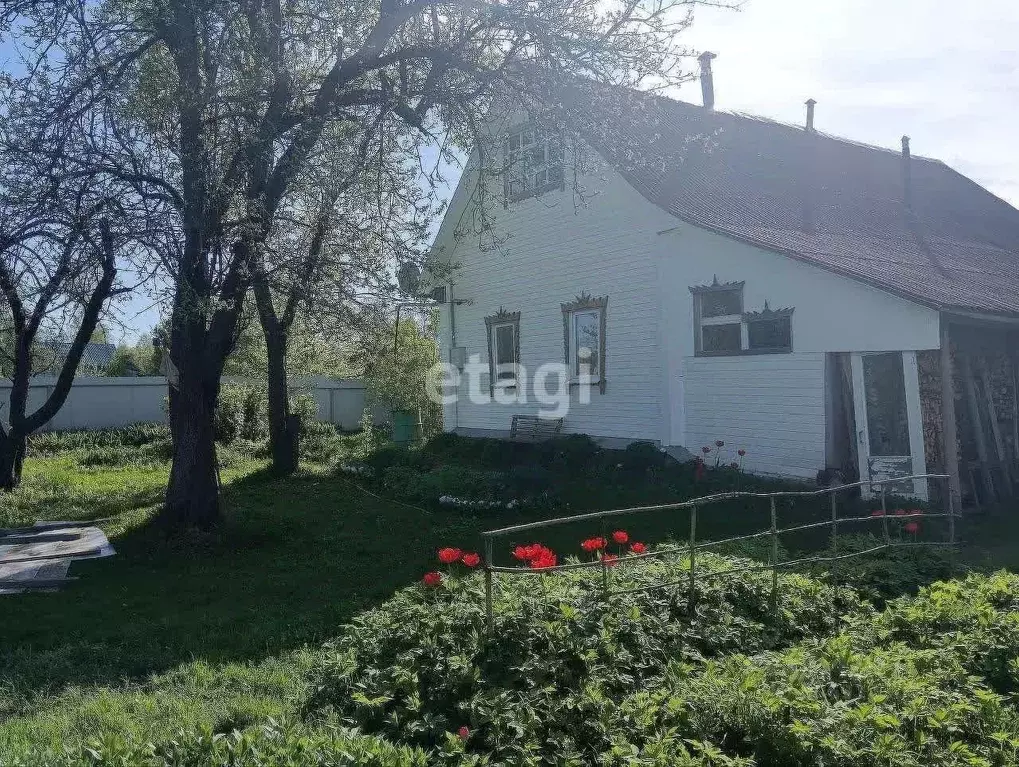 Дом в Саратовская область, Лысогорский район, Новокрасавское ... - Фото 0