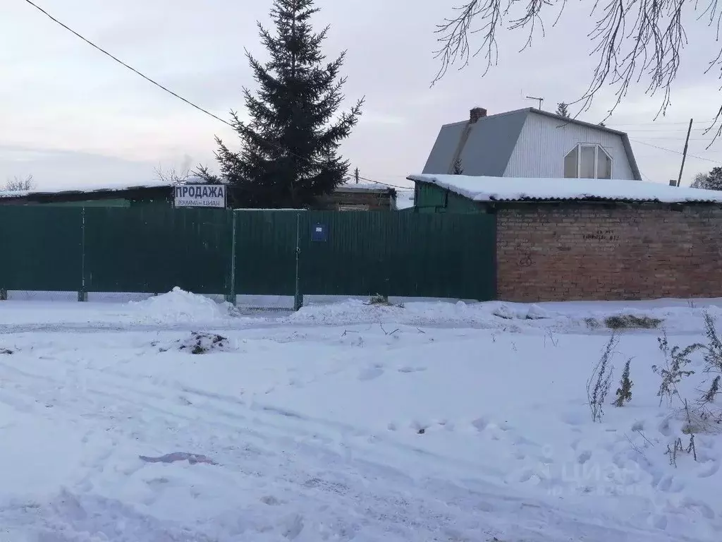 Дом в Омская область, Омск Порт-Артур мкр, ул. 1 Мая, 63 (53 м) - Фото 1