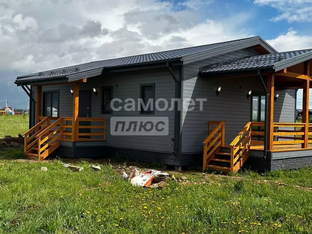 Дом в Вологодская область, Череповец 19-й мкр,  (70 м) - Фото 1