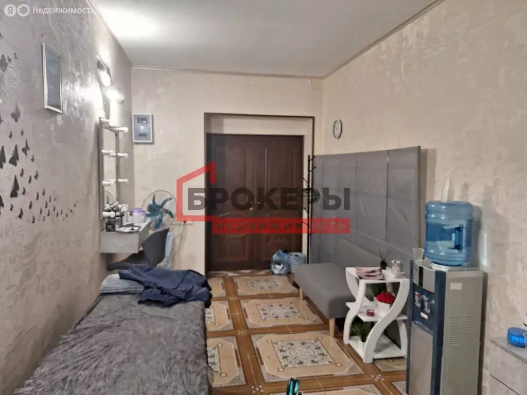 5-комнатная квартира: Севастополь, улица Адмирала Юмашева, 24 (87 м) - Фото 1