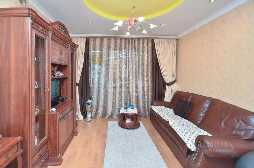 2-к кв. Коми, Ухта пос. УРМЗ, ул. Школьная, 3А (48.8 м) - Фото 0