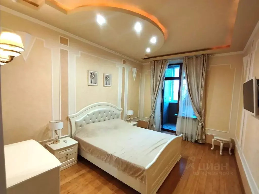 3-к кв. Крым, Симферополь ул. Мичурина, 8 (95.0 м) - Фото 2