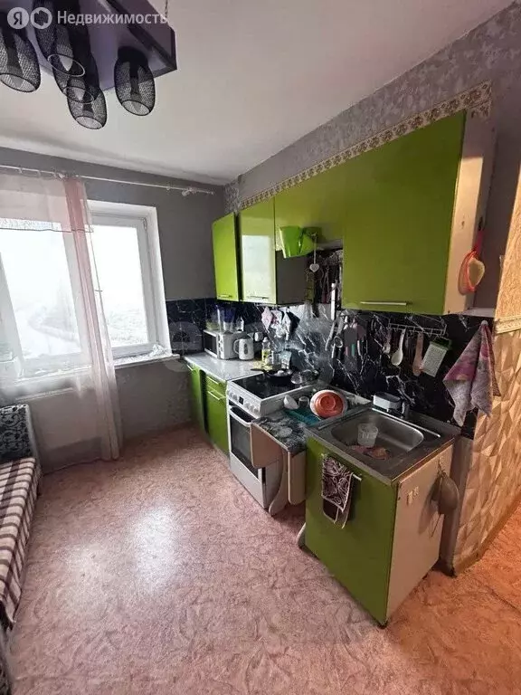 1-комнатная квартира: Нижний Тагил, улица Булата Окуджавы, 13 (41.8 м) - Фото 1