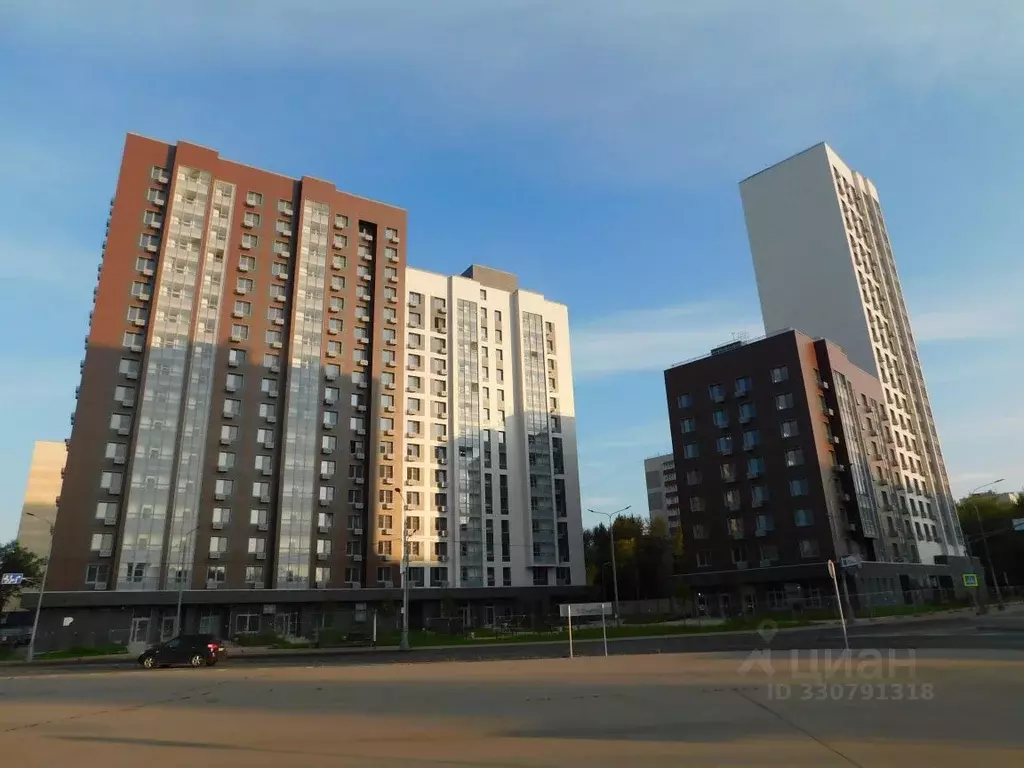 Гараж в Москва ул. Молостовых, 18 (17 м) - Фото 1