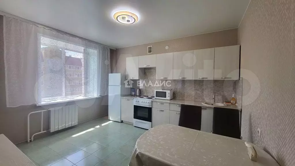 1-к. квартира, 42,6 м, 5/5 эт. - Фото 0