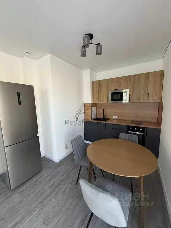 2-к кв. Санкт-Петербург пос. Стрельна, просп. Буденного, 20к5 (37.0 м) - Фото 0