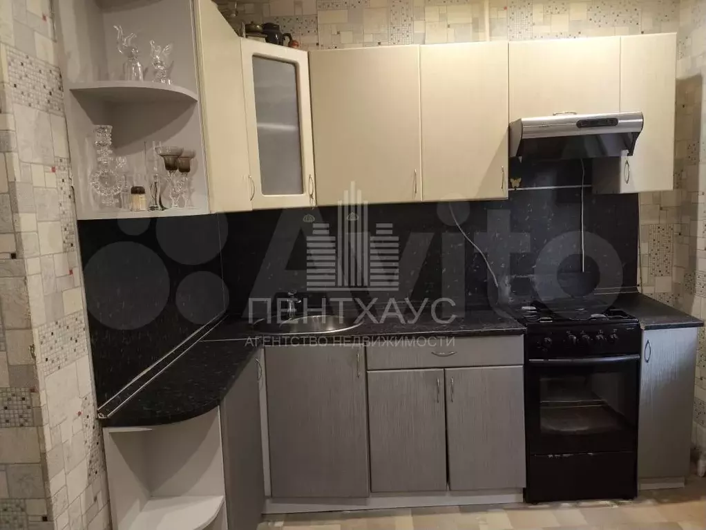 2-к. квартира, 52 м, 1/5 эт. - Фото 0