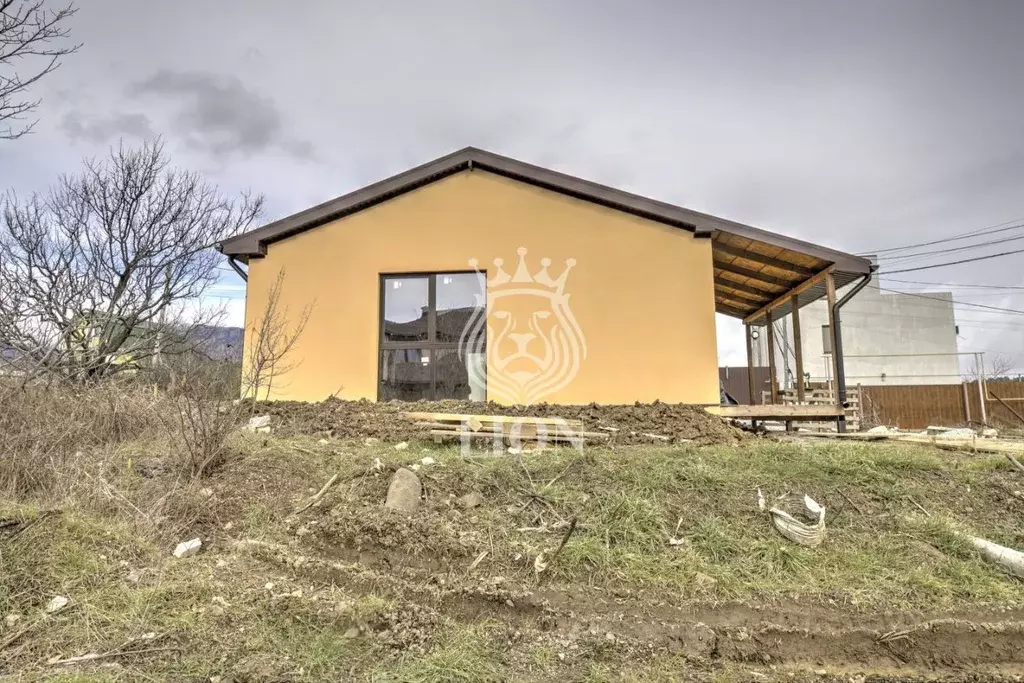 Дом в Чеченская республика, Гудермес ул. 84-й Морской Бригады (72 м) - Фото 1