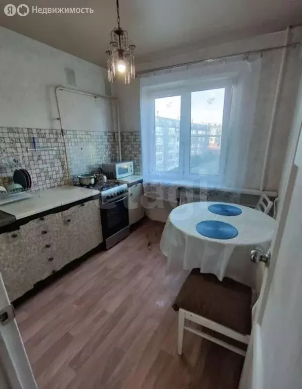 3-комнатная квартира: Череповец, проспект Строителей, 20 (58.7 м) - Фото 2