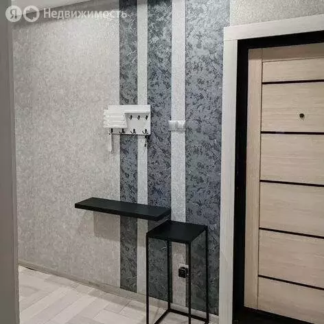3-комнатная квартира: Нерюнгри, улица Аммосова, 6 (82.4 м) - Фото 2