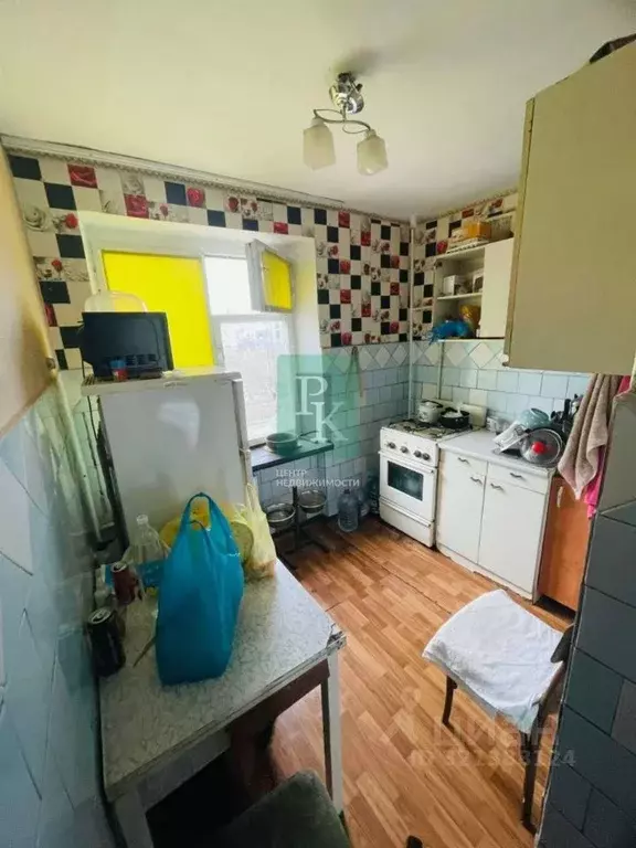 4-к кв. Крым, Красноперекопск 10-й мкр, 3 (72.7 м) - Фото 1