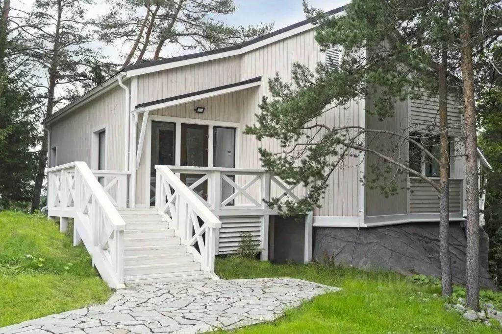 Дом в Карелия, Сортавальский муниципальный округ, пос. Рантуэ 77к1 ... - Фото 1