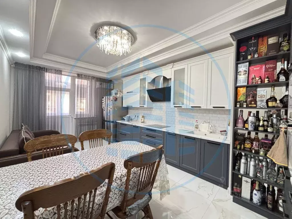 2-к кв. Ставропольский край, Ессентуки Новопятигорская ул., 1/2 (97.5 ... - Фото 1