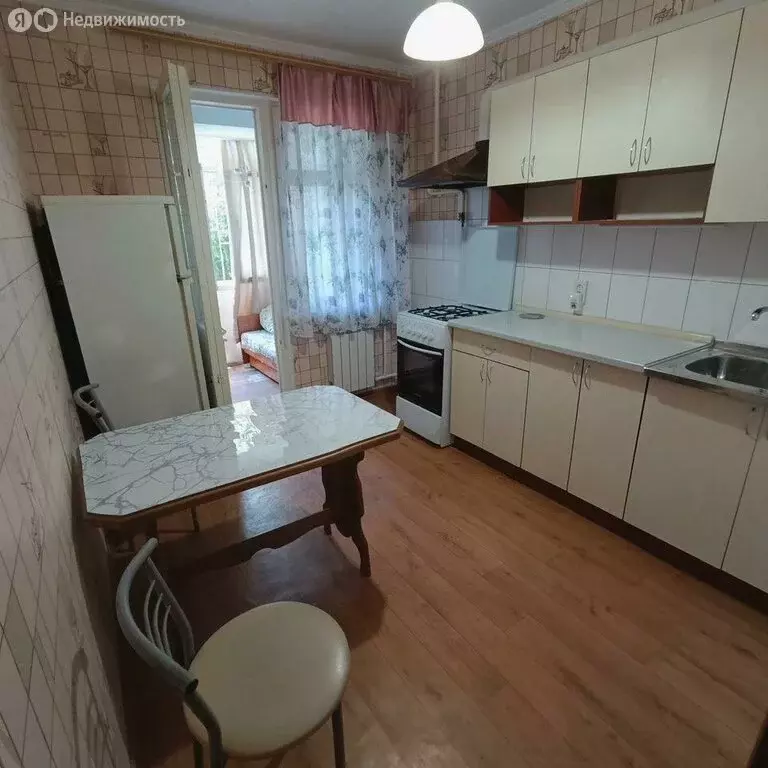 1-комнатная квартира: Севастополь, улица Адмирала Юмашева, 13 (36 м) - Фото 1