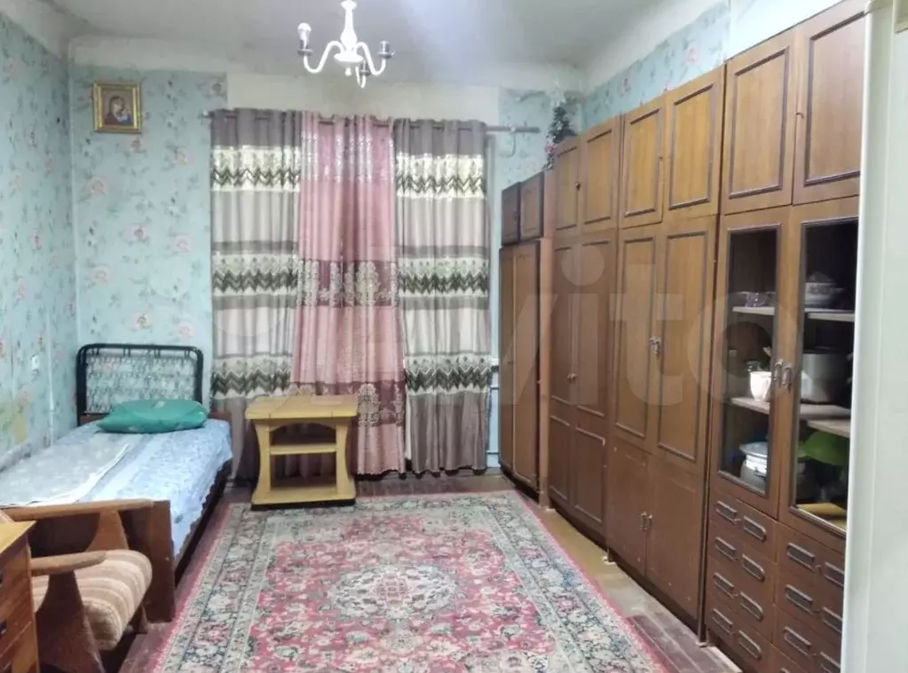 Комната 23 м в 6-к., 1/2 эт. - Фото 0