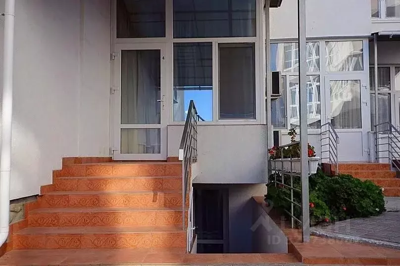 1-к кв. Крым, Феодосия наб. Черноморская, 1В (14.0 м) - Фото 2