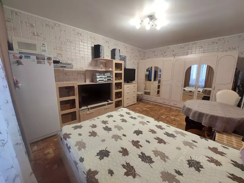 2-к кв. Самарская область, Тольятти Приморский бул., 33 (47.0 м) - Фото 1