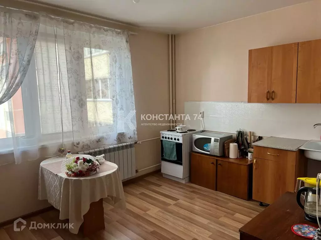 Продаётся 2-к квартира, 65 м - Фото 0